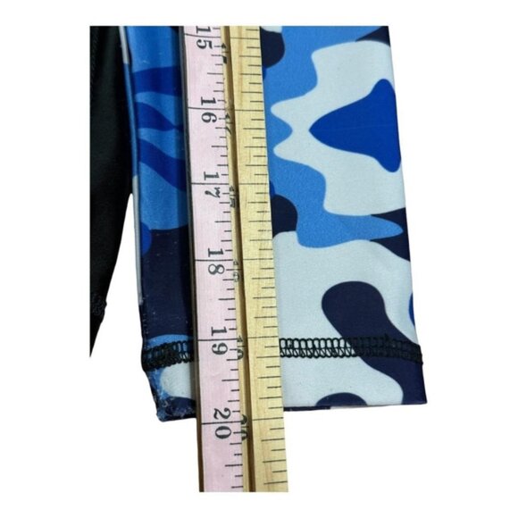 Dexwear Youth Small Medium Long Sleeve Blue Camo Rash Guard Shirt Swim Top - Picture 4 of 7